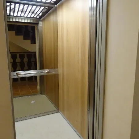 아파트 Darsi 팜포로보